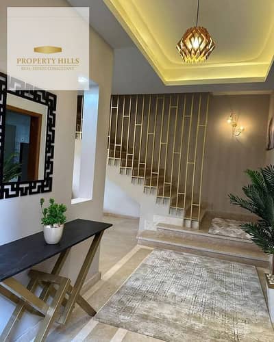 205 sq m Townhouse Corner for sale at half the original price, literally ready for viewing, with convenient installments up to 10 years interest-free. 205 sq m Townhouse Corner for sale at half the original price, literally ready for viewing, with convenient installments up to 10 years interest-free.