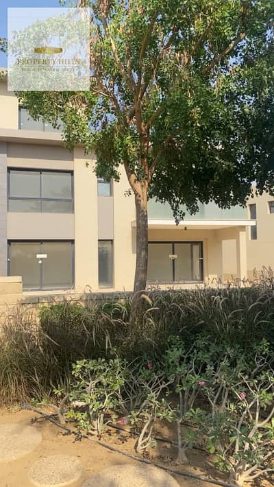 Your villa will be delivered fully finished, along with air conditioning from حسن علام, with the best installment system and services in a compound near Madinaty, Talaat Mostafa, and the American University.