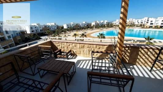 A chalet in El Gouna surrounded by lakes from all directions all units have an open view of the water