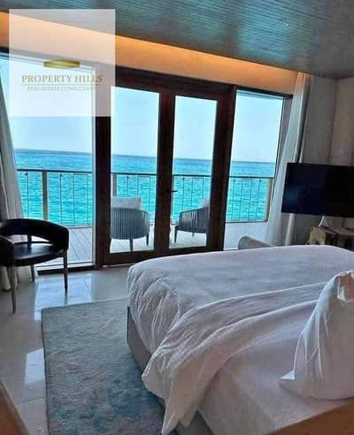 باقل من سعر الماركت شاليه  بجاردن sea view  متشطب بالكامل في  راس الحكمه بمساحه كبيره