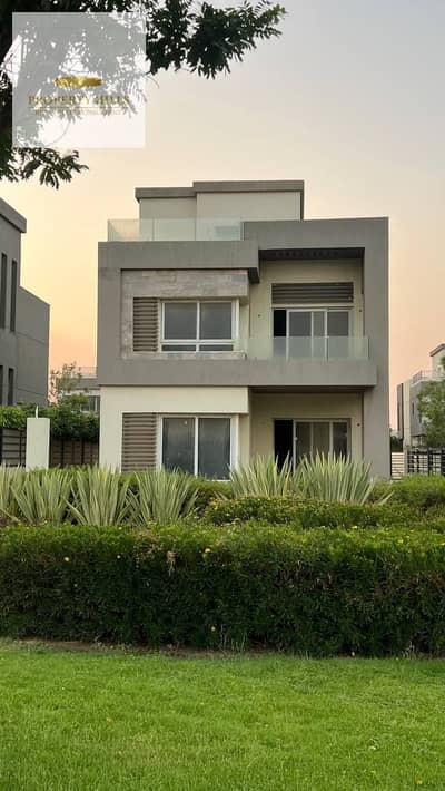 Standalone Villa for Sale Only 5% Down Payment Special Discount Hyde Park Fifth Settlement Minutes from AUC