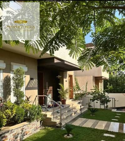 Villa for Sale in Golden Square Installments Over 9 Years Minutes from Hyde Park Fifth Settlement