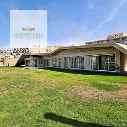 Villa with a direct panoramic sea view for immediate sale from Egypt Development