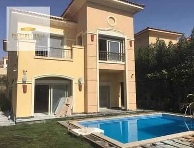 For Sale:  Villa in the Heart of New Cairo in telal east