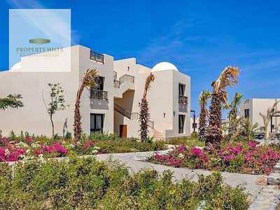 Sea view chalet in Sawan Lake El Gouna fully finished by Hassan Allam I have a chalet for sale in the Swan Lake project in El Gouna by Hassan Allam.