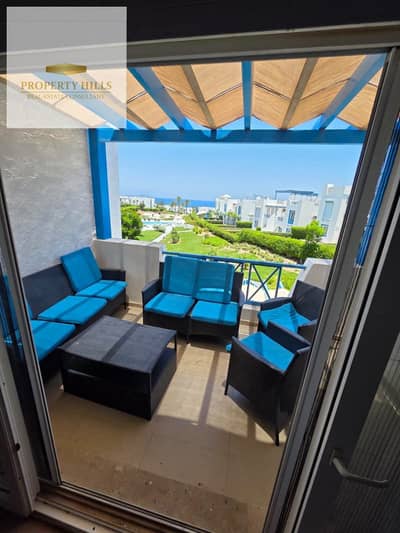 Independent chalet for sale 145 meters next to Hacienda fully finished with an open view seeing the sea from all rooms with a division of 3 master rooms