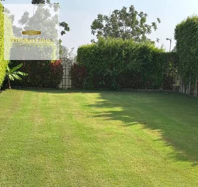 Villa Corner for Sale, Price Reduced by a Significant Amount for a Limited Time in the Best Location on El-Teseen Street, For Viewing at a Compound of Villas