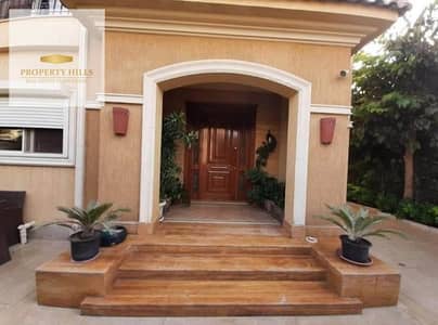 Premium penthouse in Stone Residence Prime location 5 minutes to Al-Teseen Street with a down payment of 8 million and installment of the remaining amount