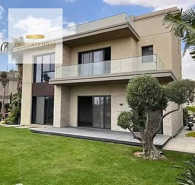 Fully finished Town Villa, immediate delivery, landscape view from The Estates next to Sphinx International Airport and Sodic West
