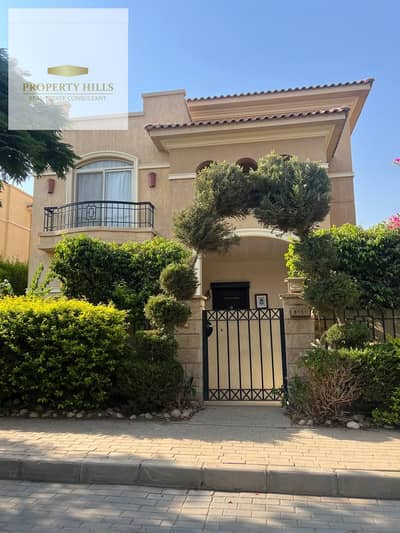 Corner Townhouse for Sale in Telal East New Cairo    Fully finished and including air conditioners, located in one of the most prime locations next to