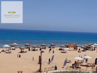 اخر فيلا صف اول علي البحر مباشر بدبل فيو علي البحر و حمام السباحه نازل عليها خصم 30% متشطبه بالكامل جاهزه للاستلام الفوري