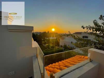 اخر بنتهاوس جاهز للاستلام الفوري في ستون ريزيدنس stone residence لوكيشن مميز جدا في مدخل التجمع الخامس