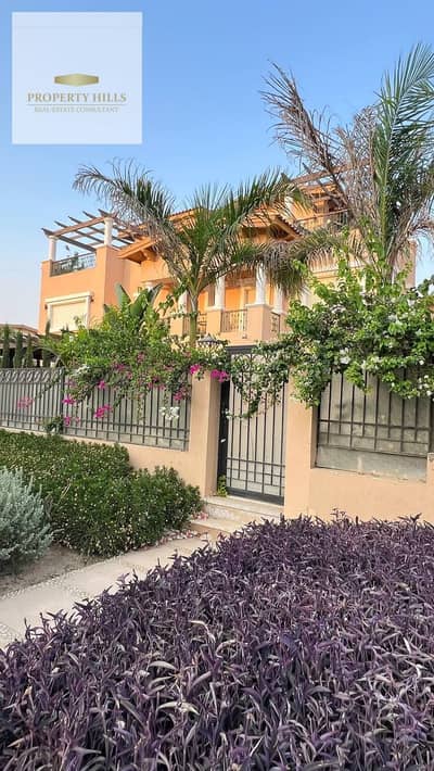 The lowest price for a villa for sale at an offer price in Hyde Park in the heart of the Fifth Settlement
