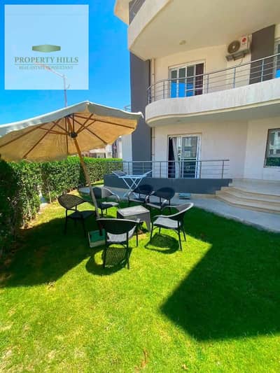 Luxury villa for sale, first line on the sea in the heart of Ain Sokhna on the Zafarana road, close to the windmills, spacious with all rooms overlooking the sea directly, immediate delivery, ready for the vacation starting today.