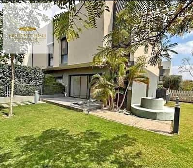 Latest villa for sale at the old price in Al-Shorouk city directly on the Suez road next to Madinaty