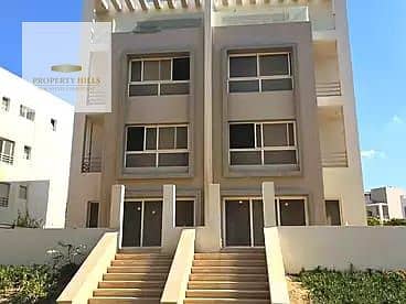 شقة للبيع بفيو مفتوح وبسعر مميز بعد خصم الكاش | في كمبوند One Hyde Park – التجمع الخامس