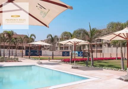 Super Lux Finished Apartment for Sale + 115 sqm Private Garden – Ready to Move | Up to 50% Cash Discount | 7 Minutes from AUC | Fifth Square – Al Mara