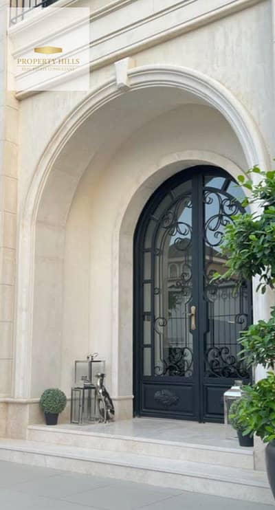 The last villa for sale at less than half its price for quick sale, immediate delivery ready for housing from today and viewing in Compound Rosil City