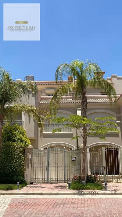 El Shorouk – El Patio 5 East Compound: Immediate delivery of a townhouse; installment plans available El Shorouk – El Patio 5 East Compound: Immediate delivery of a townhouse; installment plans available