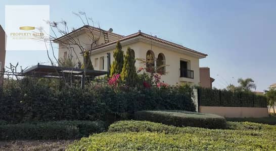 Prime Middle Townhouse in Hyde Park New Cairo with a Discount of up to 25% for a Limited Time.