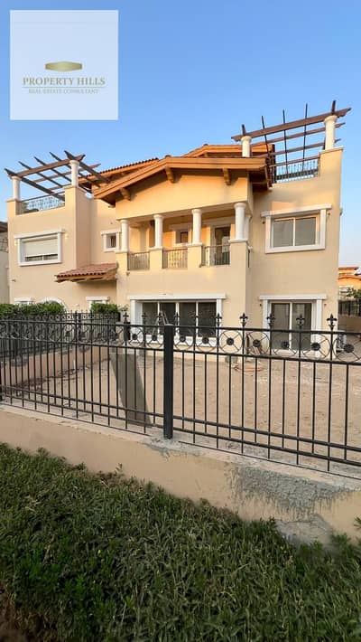 Villa for sale in Hyde Park New Cairo – Prime location within the compound, overlooking lush green spaces, with the lowest down payment.