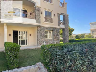 A fully finished two-story villa with ultra-super luxury finishing at the lowest price in the market overlooking the sea. The villa comes with a roof and is close to all services. A fully finished two-story villa with ultra-super luxury finishing at the lowest price in the market overlooking the sea. The villa comes with a roof and is close to all services.