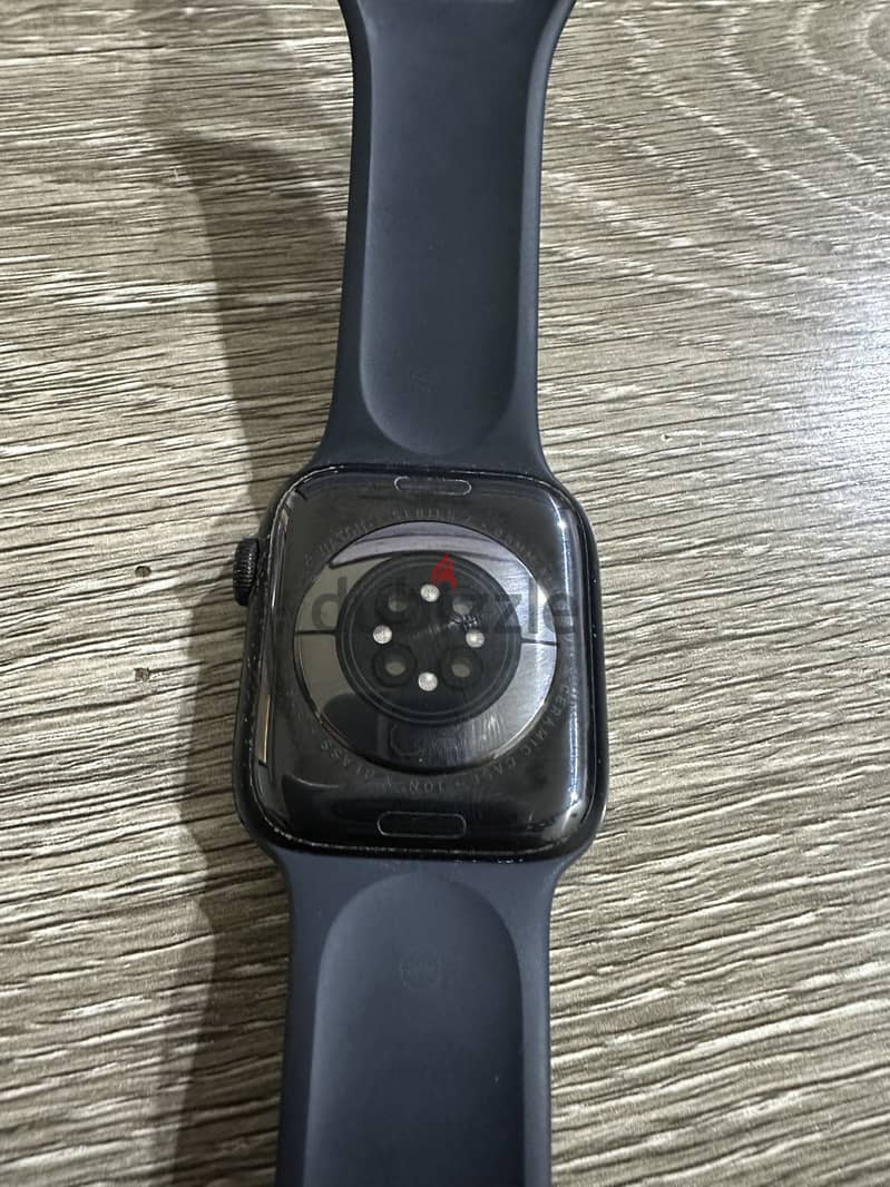Apple Watches 1