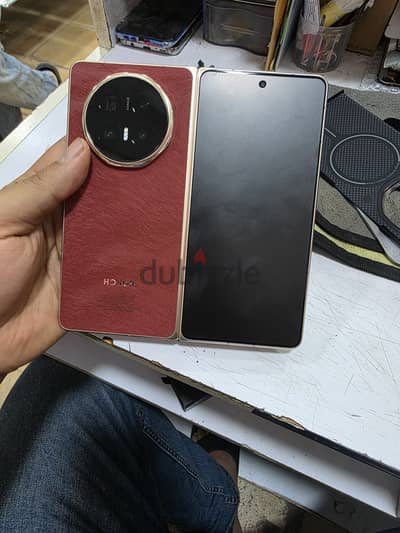Honor magic v6 like new