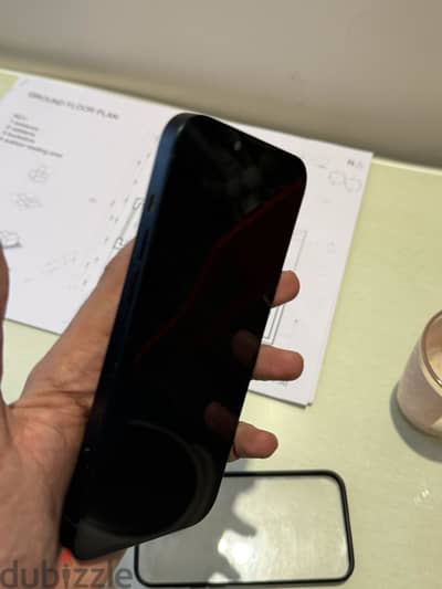 آبل - آيفون 14 بلس