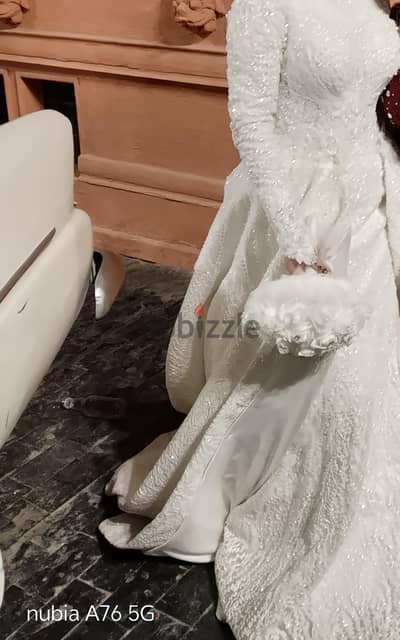 فستان زفاف تولوك