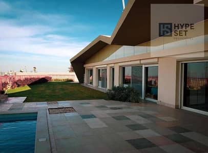 A fully finished ground-floor chalet with a garden, offering sea and pool views and all amenities. Pay a 600,000 down payment & inst up to 10 y