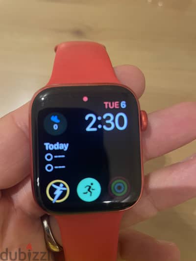 Apple Watch Series 6 - battery 73% - ساعة ابل الجيل ال٦ - بطارية ٧٣٪؜