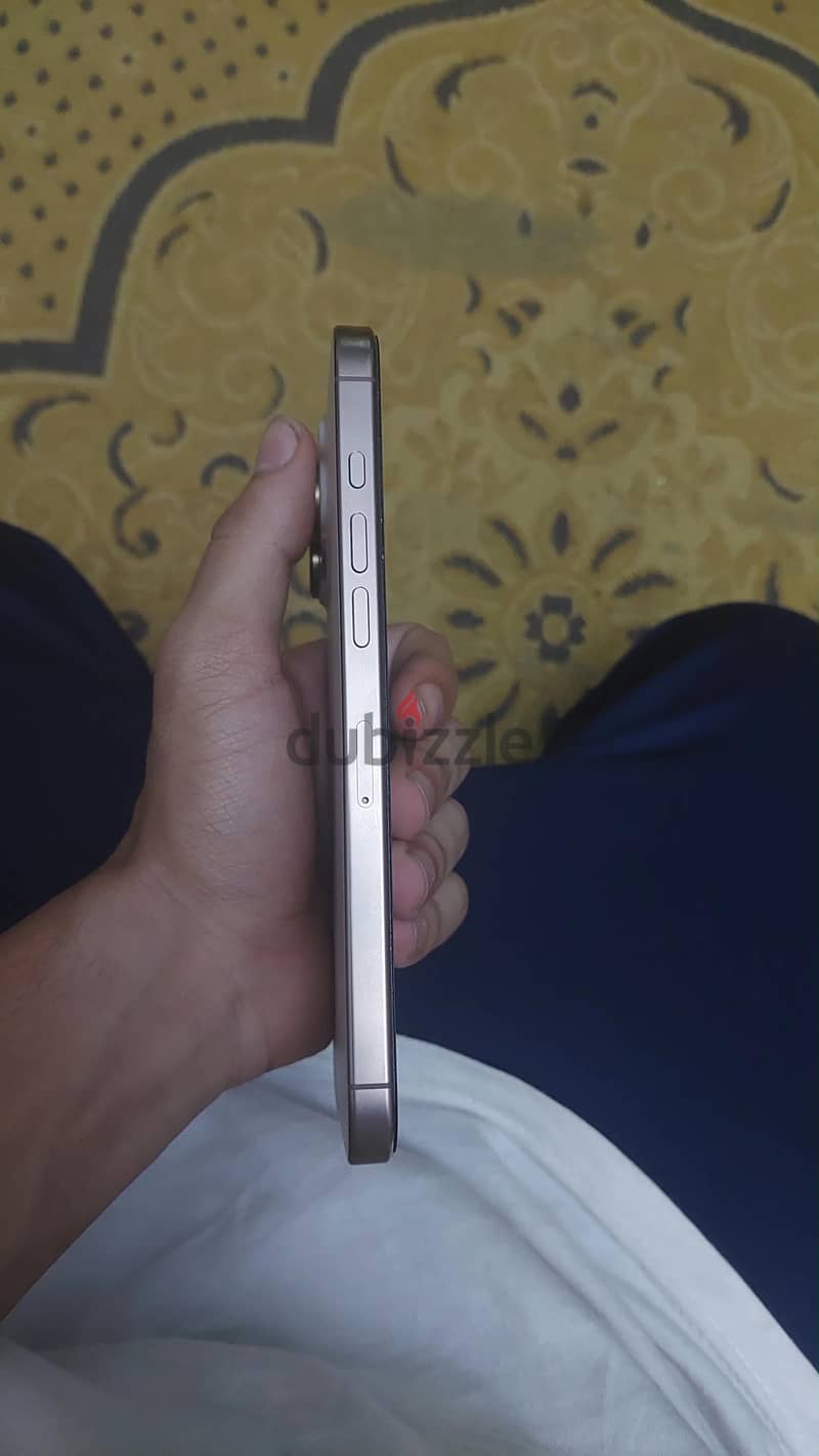 Apple - iPhone 16 Pro Max 5