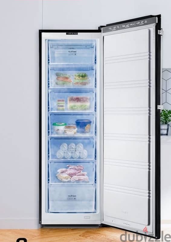up right freezer 1