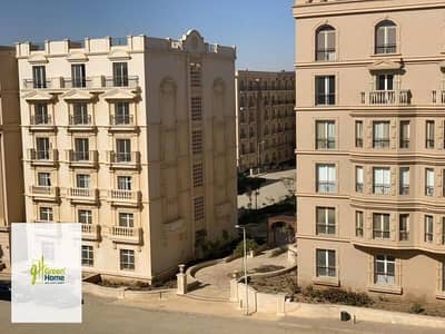 شقة للبيع في هايد بارك، القاهرة الجديدة، بسعر أقل من سعر السوق، جاهزة للسكن، تشطيب كامل، ومجهزة بمكيفات هواء.