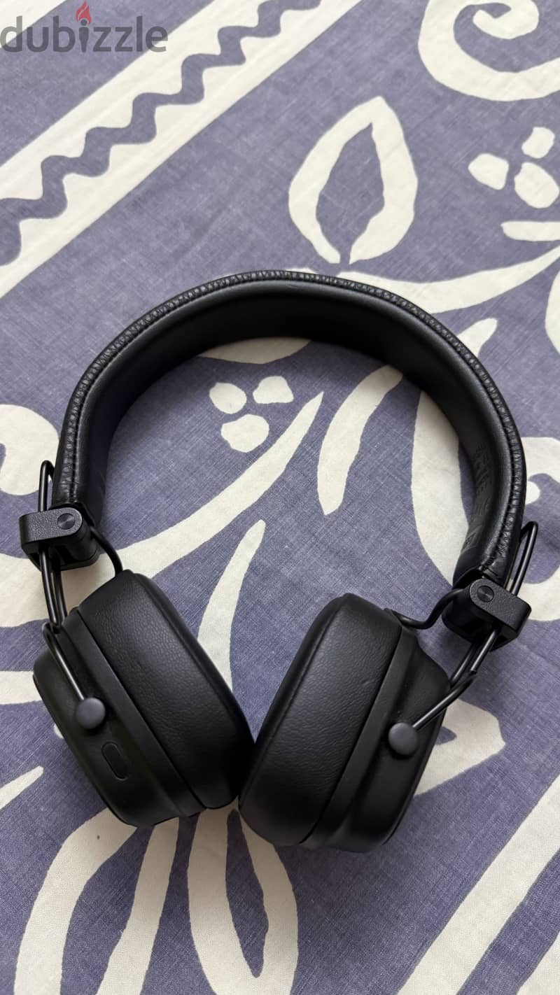 Marshall Major V Wireless On-Ear Headphones. 1