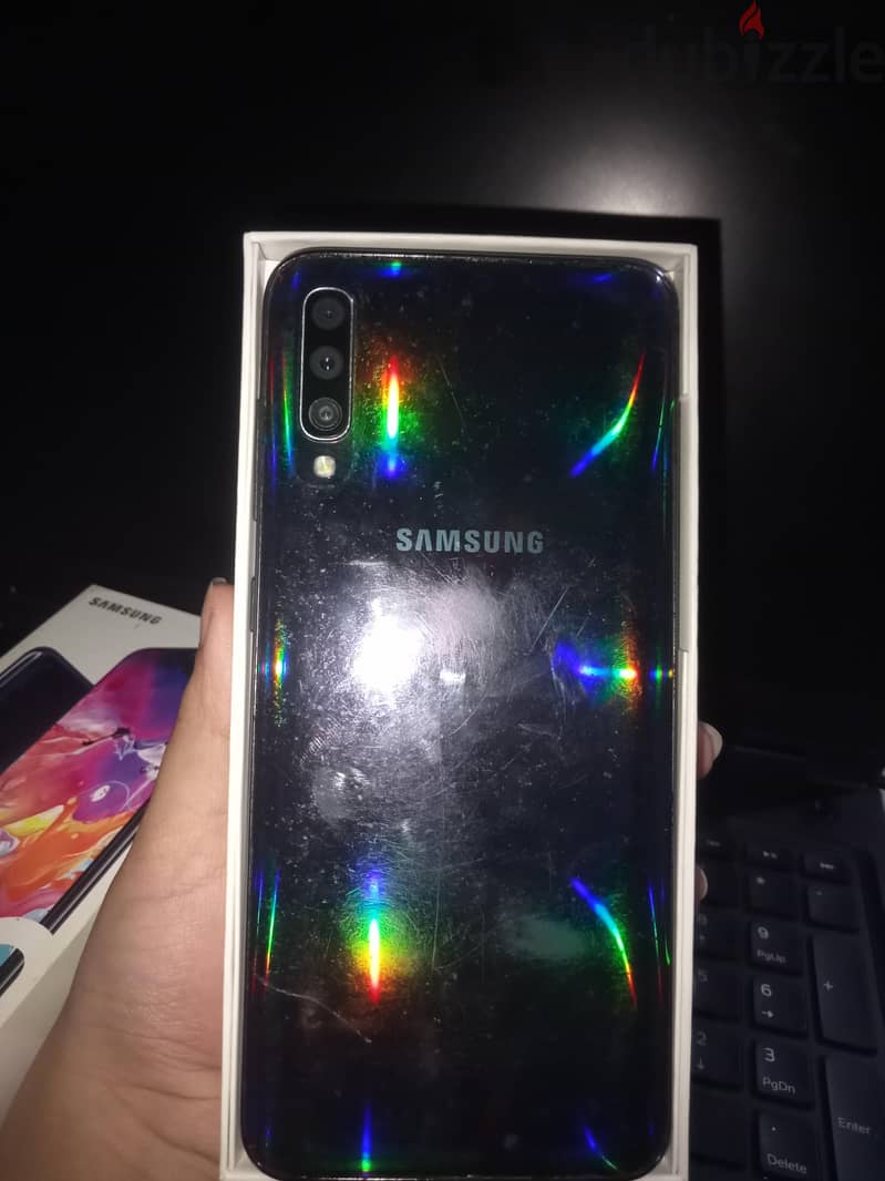 Samsung A70 2