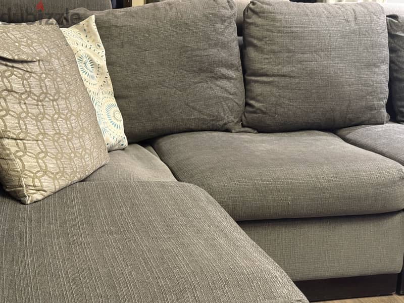 Living room L-shapped couch 5