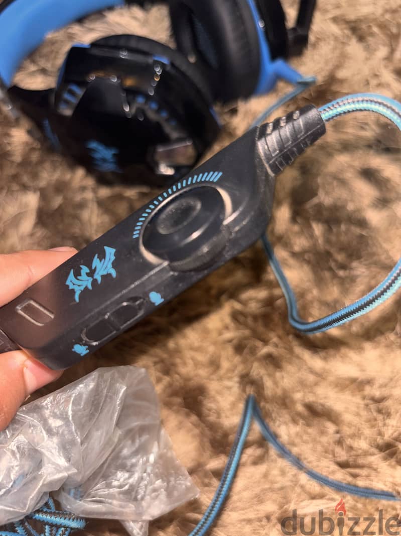 Headphones 1