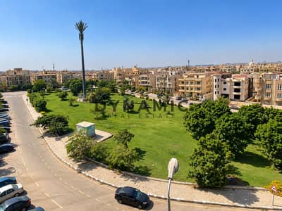 شقة بانوراما فيو علي جاردن - الياسمين - التجمع الاول 250 متر