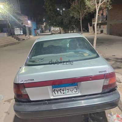 هيونداي إلينترا 1993