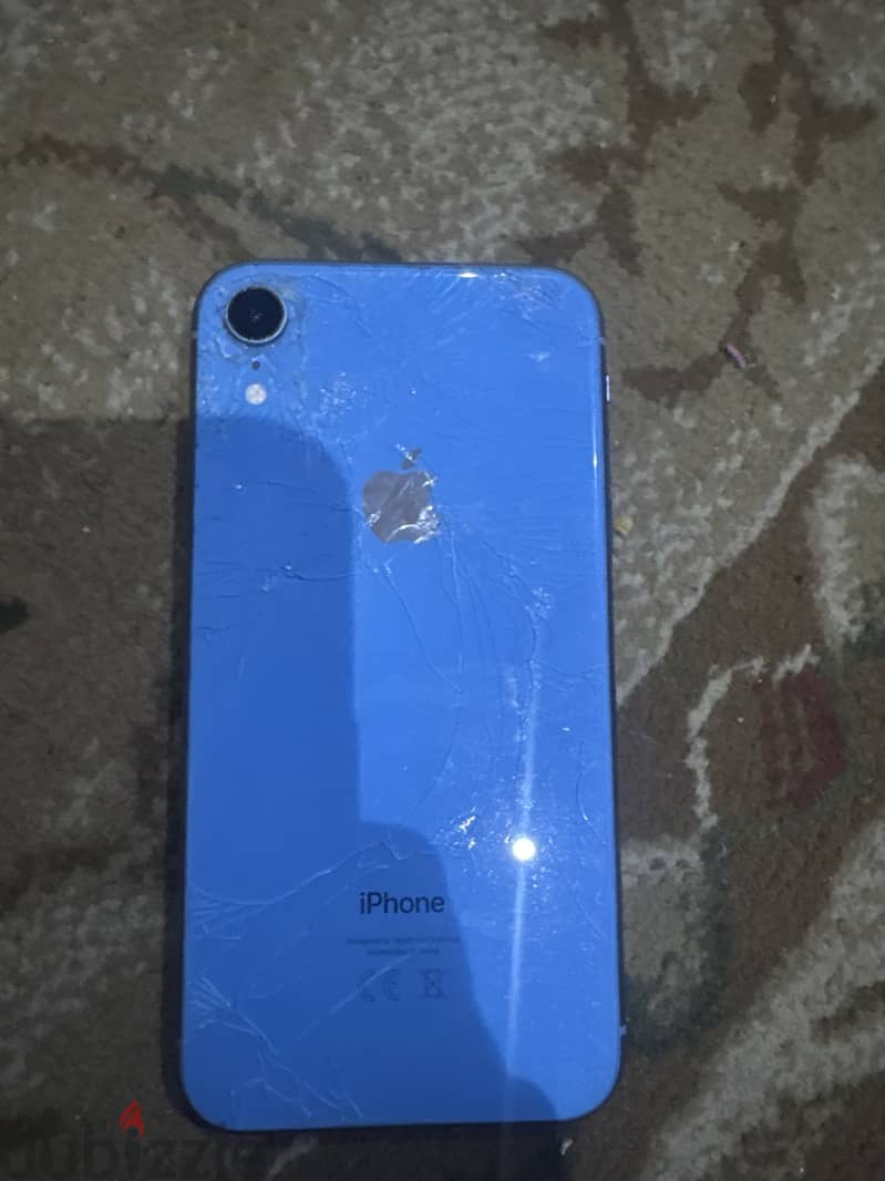 Apple - iPhone XR 1
