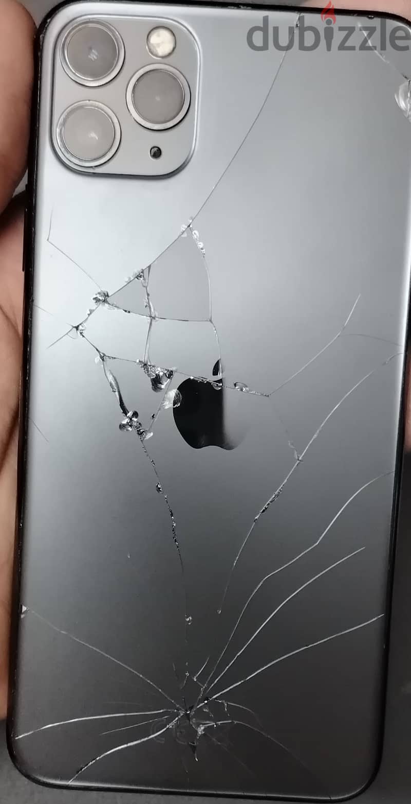 Apple - iPhone 11 Pro Max 4