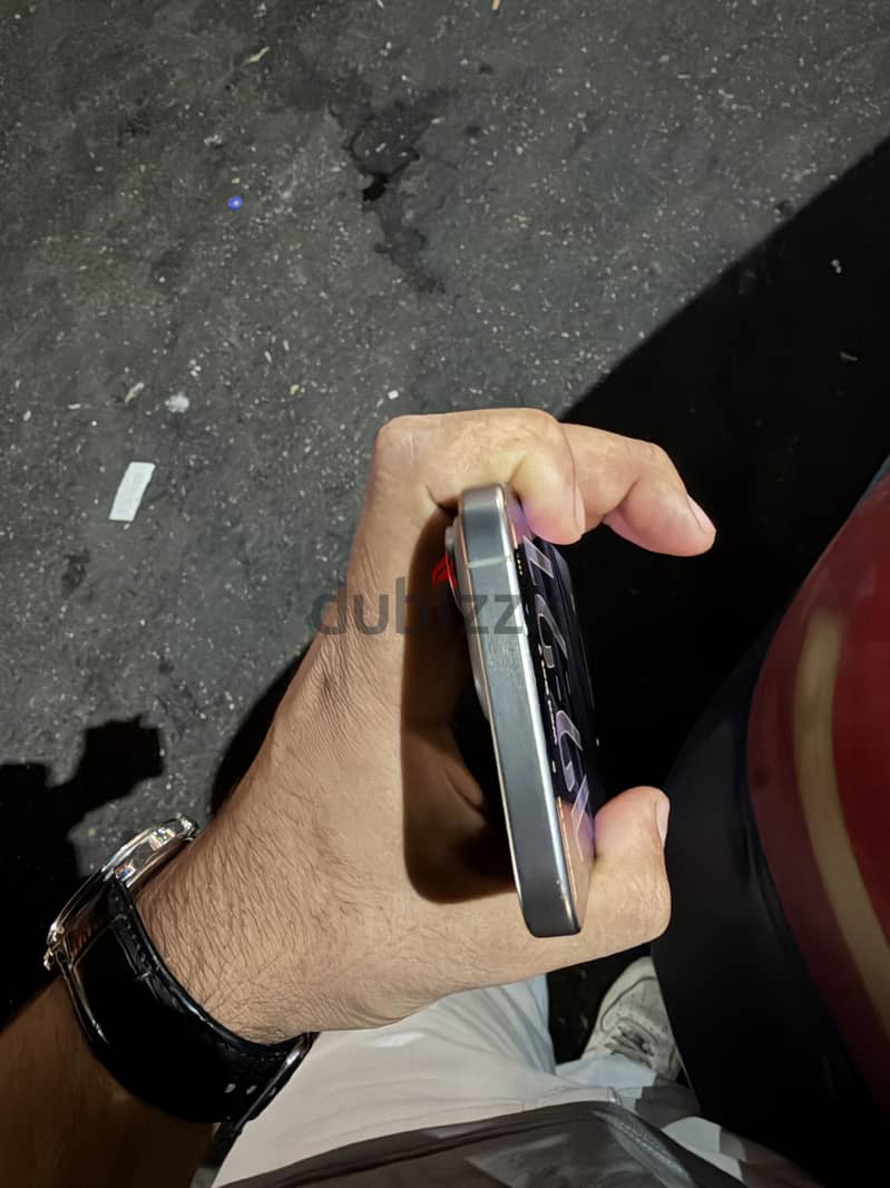 Apple - iPhone 15 Pro Max 2