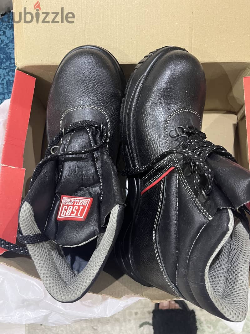Safty shoes 42 1
