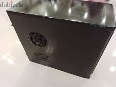 كمبيوتر مكتبي للبيع بسعر كويس