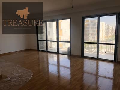 semi furnished Apartment for rent in Eastown - new cairo