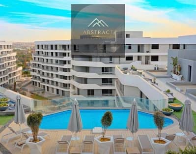 Apartment for sale, fully finished with a special layout, very prime location, complete view of green spaces, at the lowest price with only 5% down pa