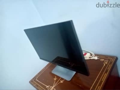 شاشة ديل الترا شارب 27 بوصة احترافية بدقة 2K (Dell UltraSharp U2713HM