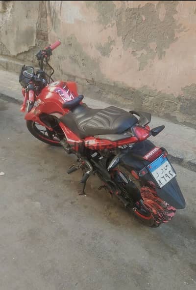 Benelli 200 2022 sport sport